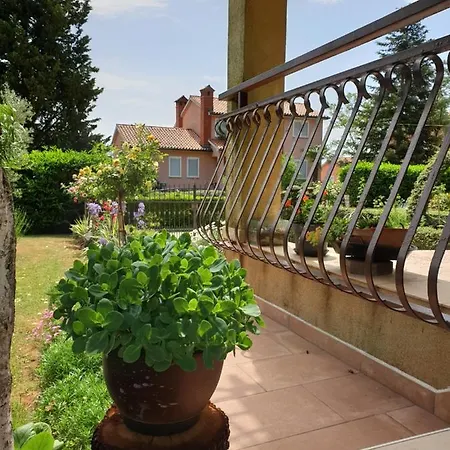 Apartamento Kuca Ruza